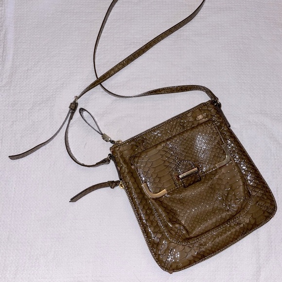 Gianni Bini Handbags - NWOT Gianni Bini crossbody purse
